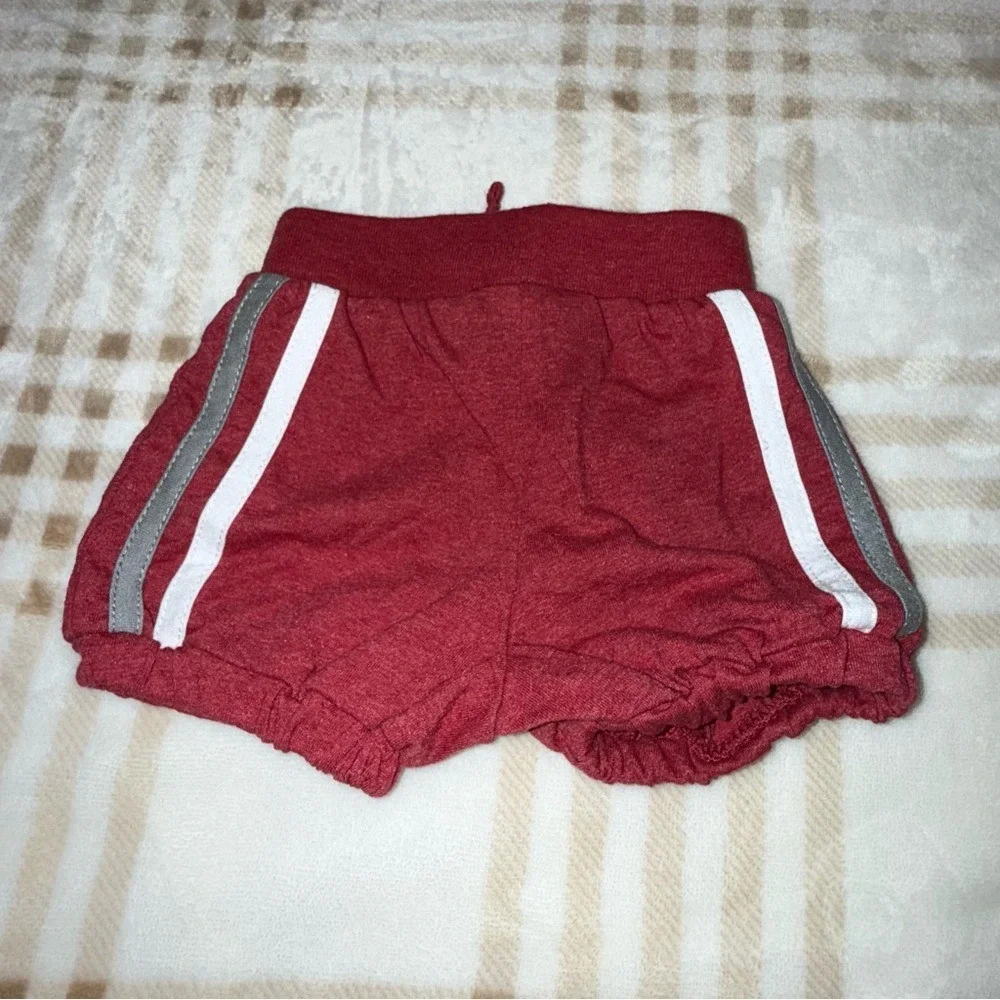 Colosseum Alabama Crimson Tide Infant Hoodie and Shorts Set Crimson 0-3 Months